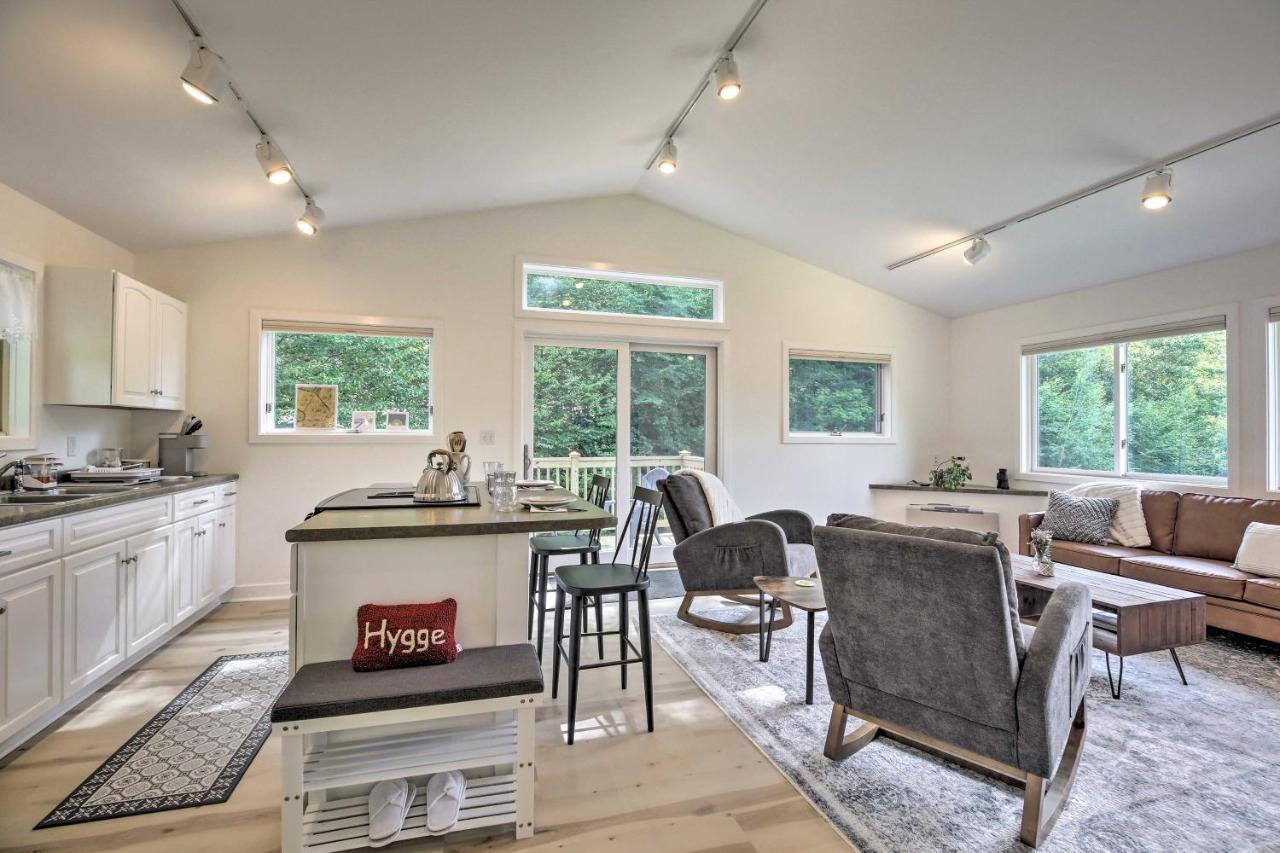 Апартаменты Airy And Bright Hideaway Near Smugglers Notch! Cambridge Экстерьер фото